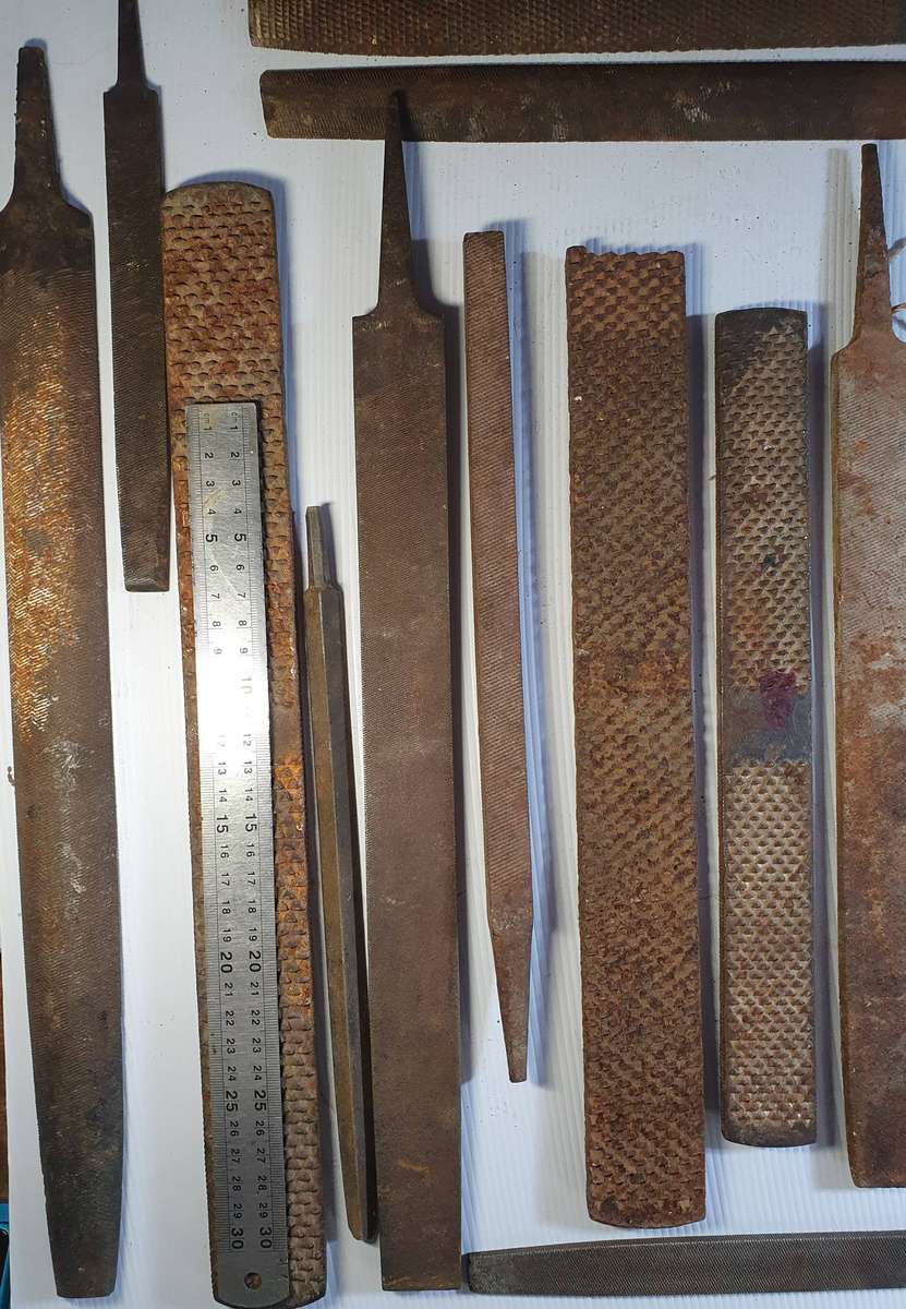 17 X ANTIQUE TO VINTAGE RASPS ONE BID FOR ALL. IDEAL FOR KNIFE MAKING !