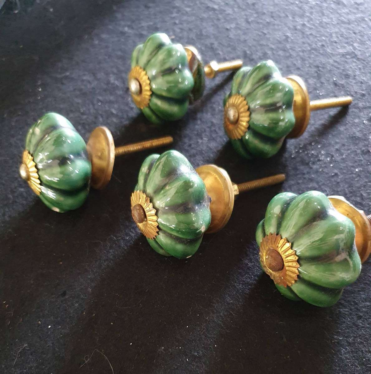 5 X ANTIQUE PORCELIAN AND BRASS  DOOR KNOBS.