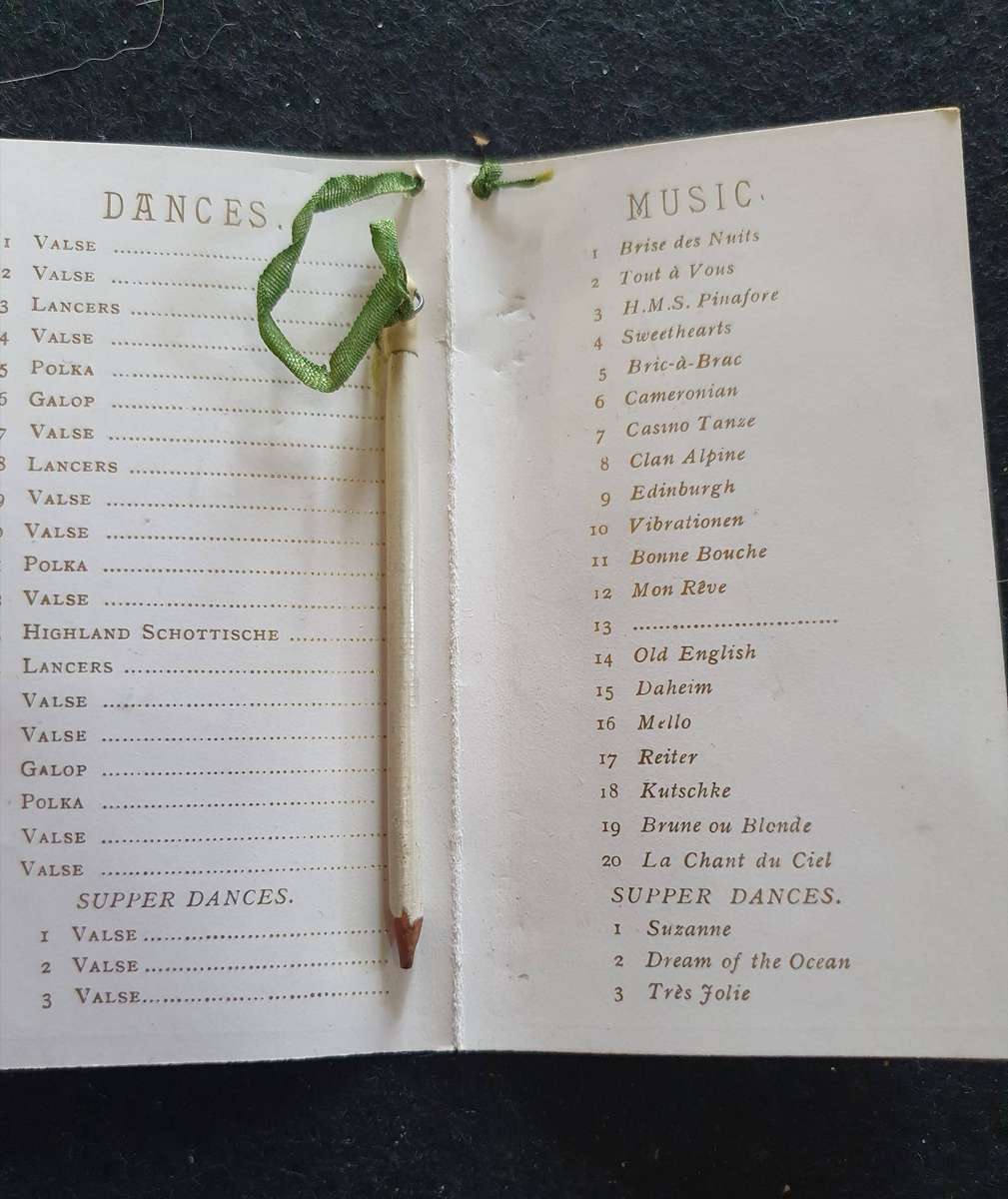 1881 VICTORIAN SCOTTISH RIFLES FORMATION DANCE BALL MALTA - DANCE CARD WITH PENCIL.