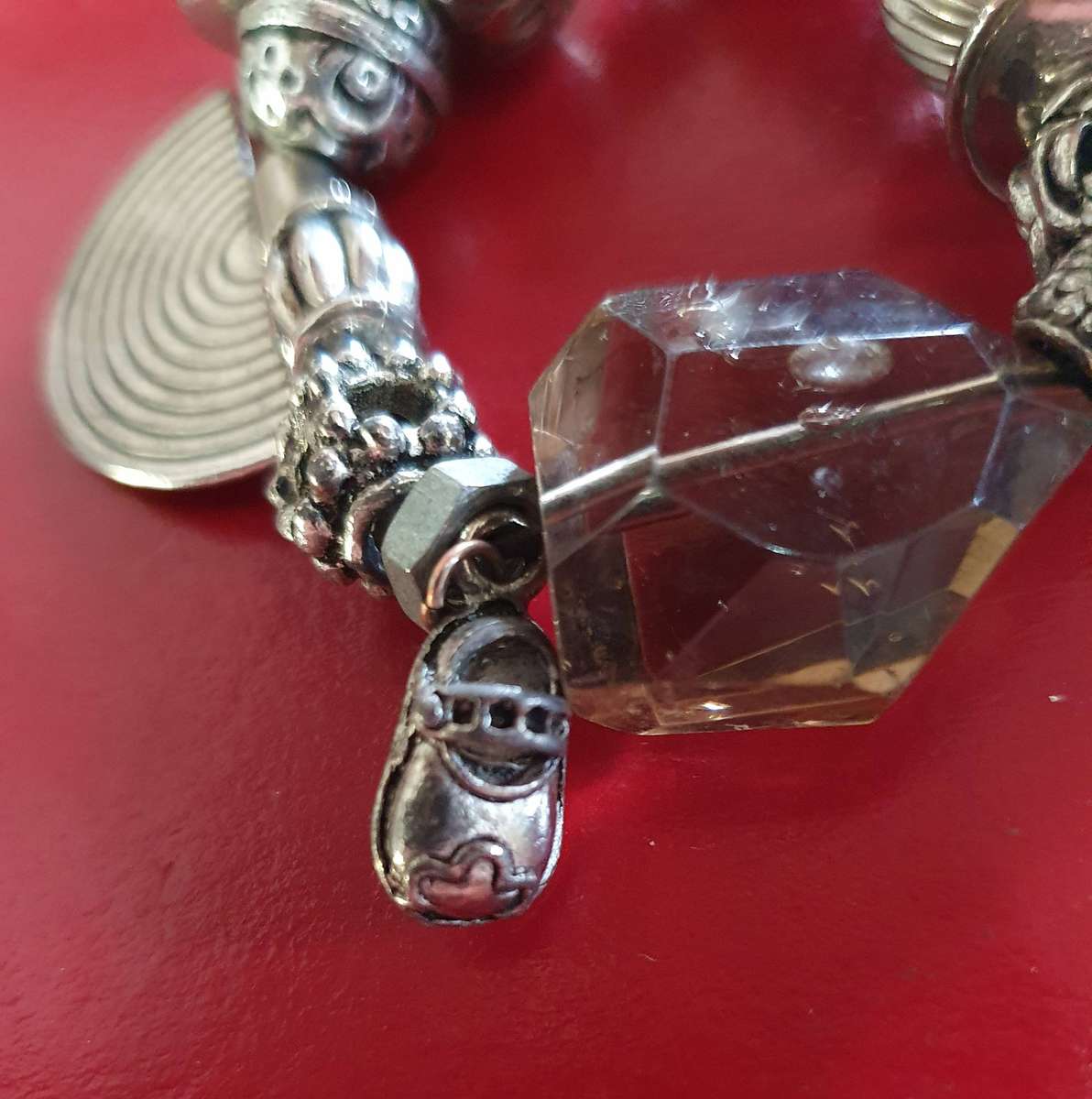 VINTAGE HIGH END METAL BRACELET WITH CHARMS. STUNNING DETAIL.