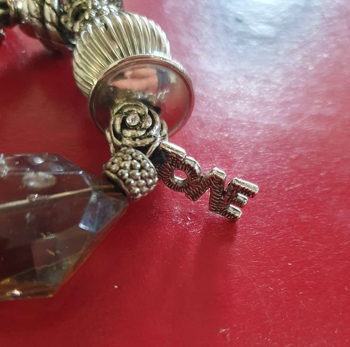 VINTAGE HIGH END METAL BRACELET WITH CHARMS. STUNNING DETAIL.