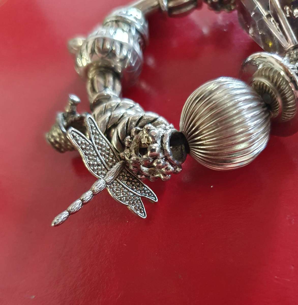 VINTAGE HIGH END METAL BRACELET WITH CHARMS. STUNNING DETAIL.