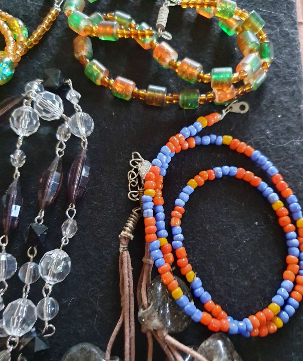 28 x Pieces High End Jewellery. One bid for all.