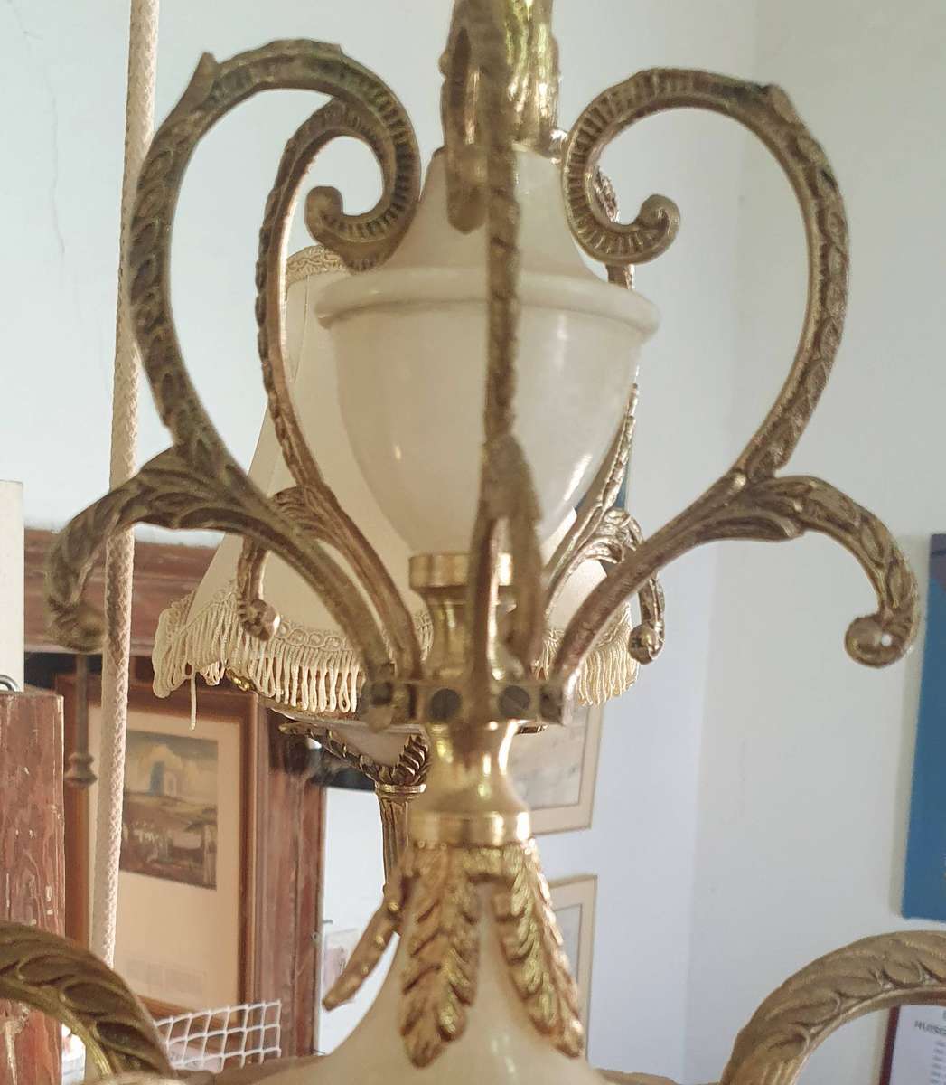 HUGE ANTIQUE MARBLE AND BRASS CAST IRON 5 LIGHT CHANDELIER. 650mm DIAMETER.
