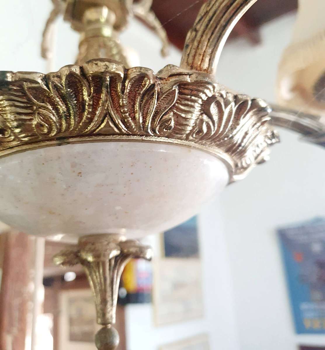 HUGE ANTIQUE MARBLE AND BRASS CAST IRON 5 LIGHT CHANDELIER. 650mm DIAMETER.