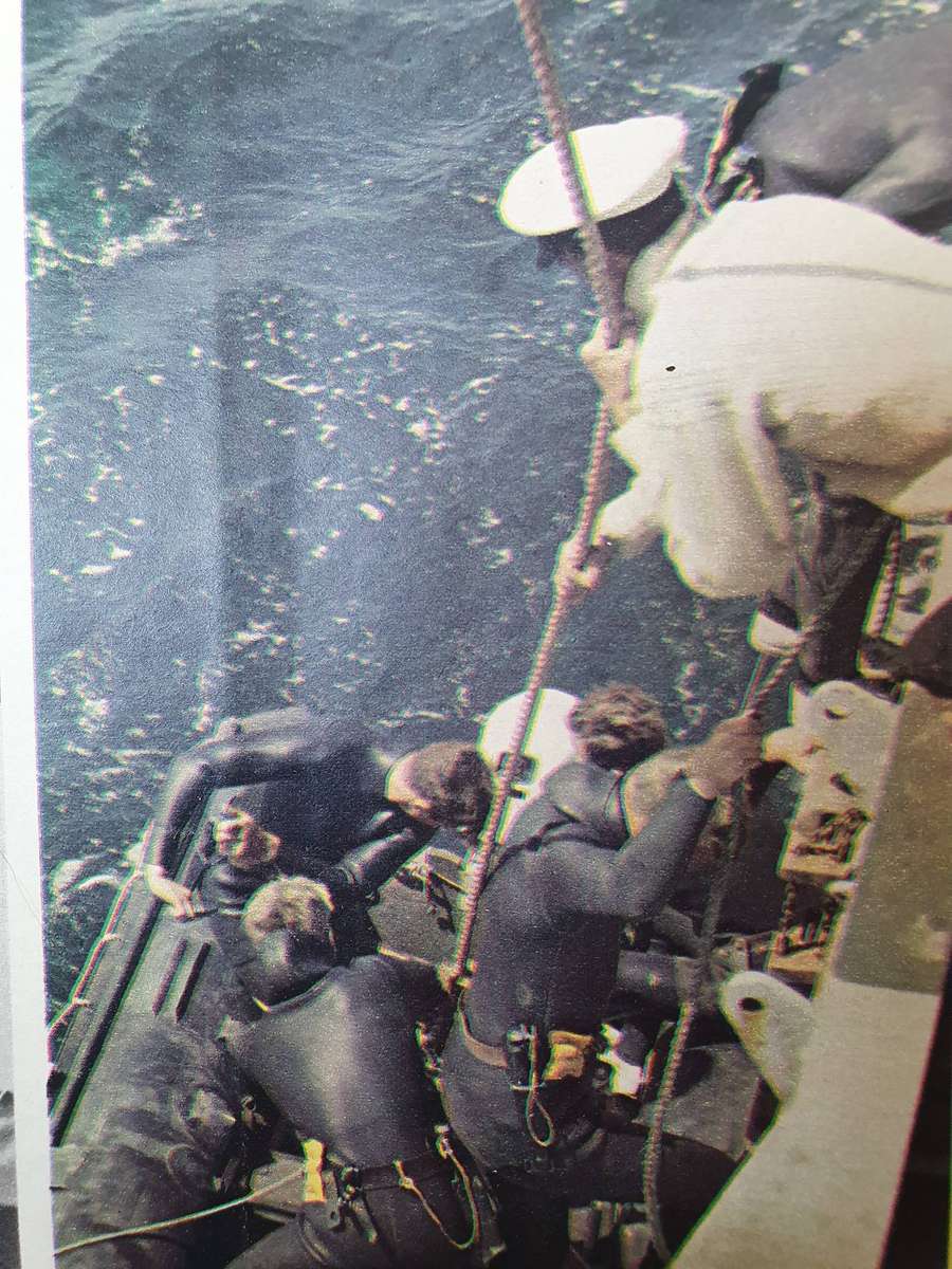 NOV. 1969.. OEFENING ENTERPRISE.  COLLECTORS EDD. BIG FORMAT HUISGENOOT.