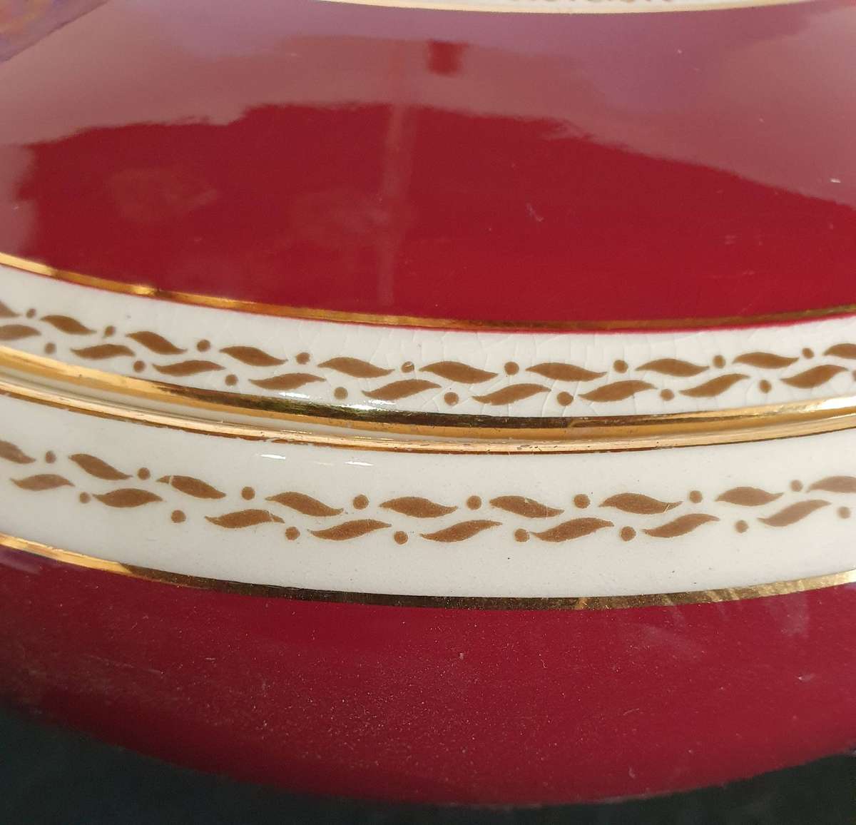 VINTAGE 102 PIECE CROWN DUCAL CHINA BURGUNDY FLORAL CENTER GOLD TRIM DINING SET.