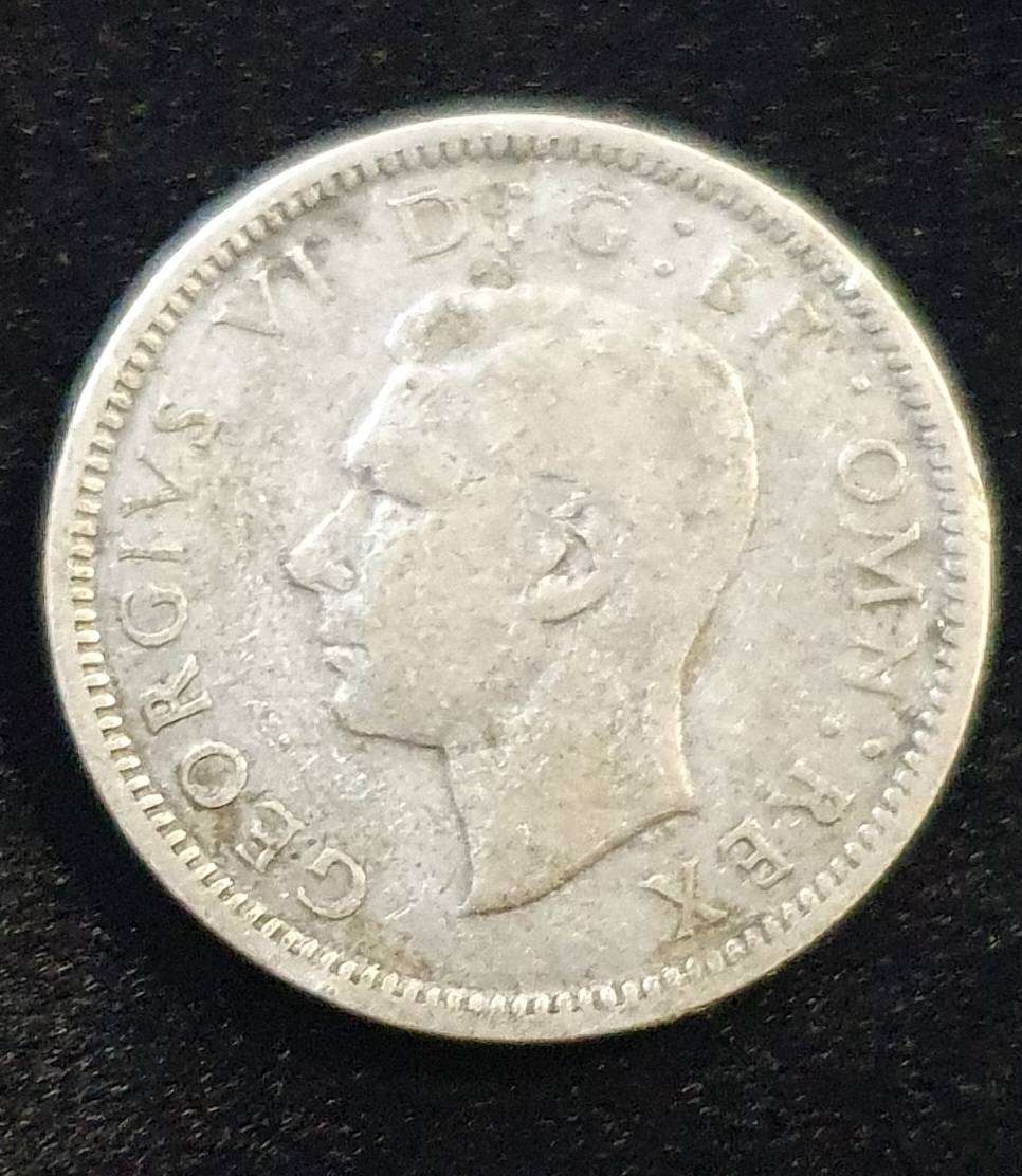 1942 6 Pence - George VI. Silver (.500)