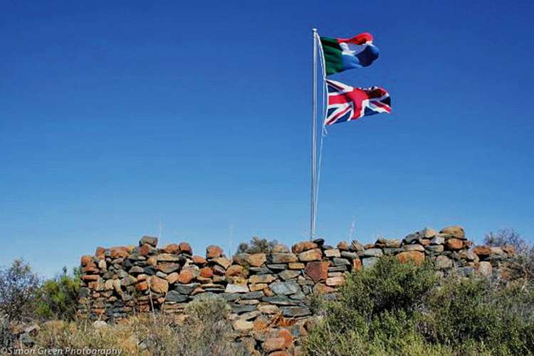 16 X  ANGLO BOER WAR ARTIFACTS .SALVAGED  FROM GENERAL WYAND MALAN FORTS RICHMOND. VEGKOP.