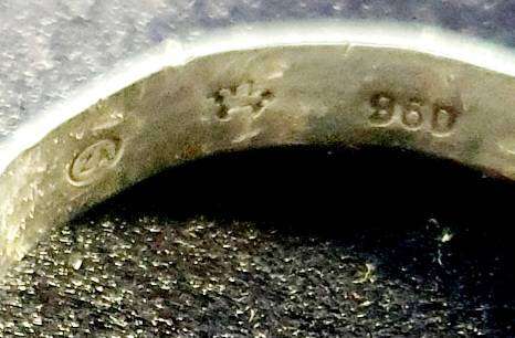 .960 SILVER RING. 22mm  1.80g