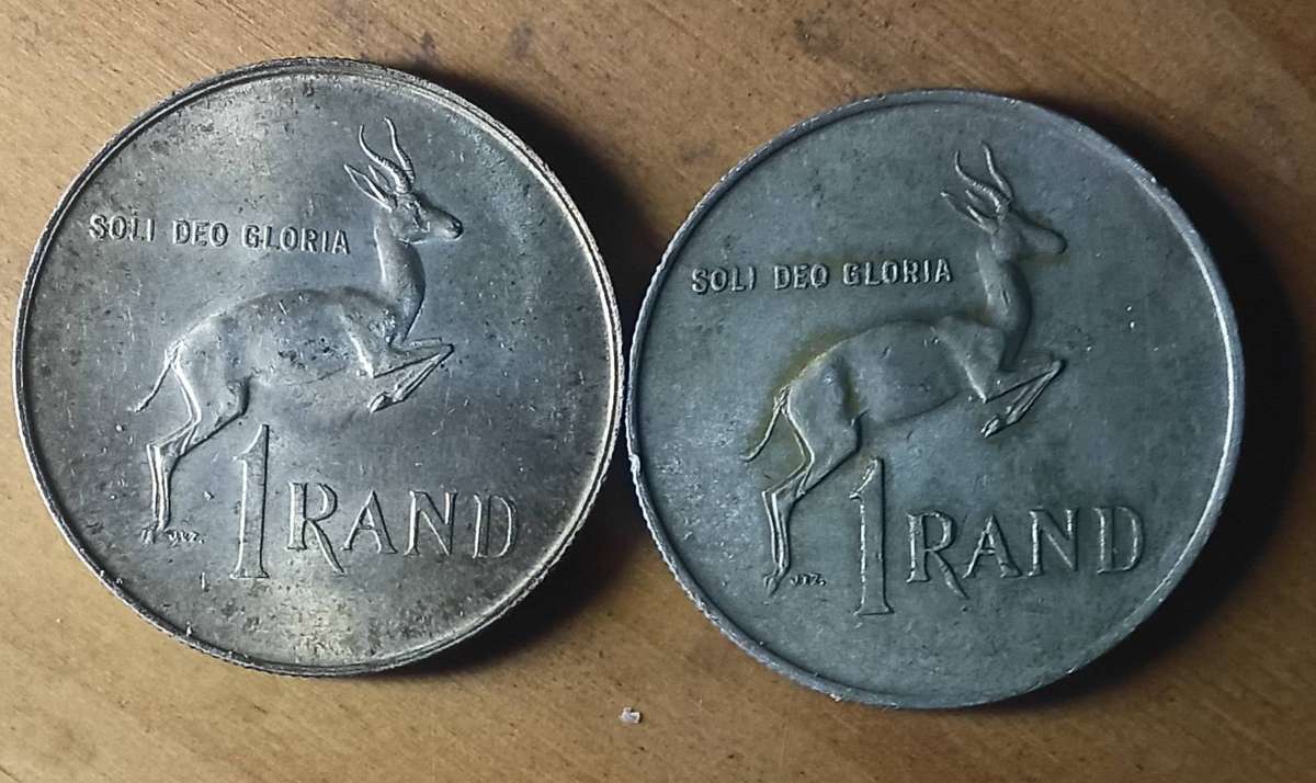2 x 1967 Silver R1 coins, 80% silver (4)