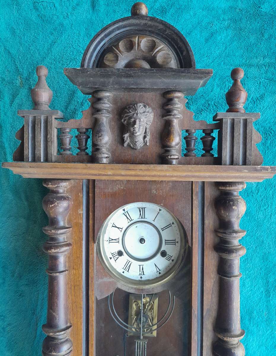 Vintage GLORIA Wall Clock