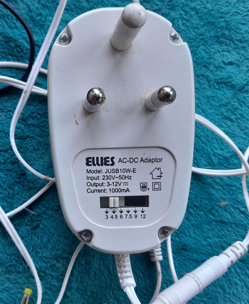 Vintage ATARI 2600 BUNDLE WITH EXTRA CONTROLLERS