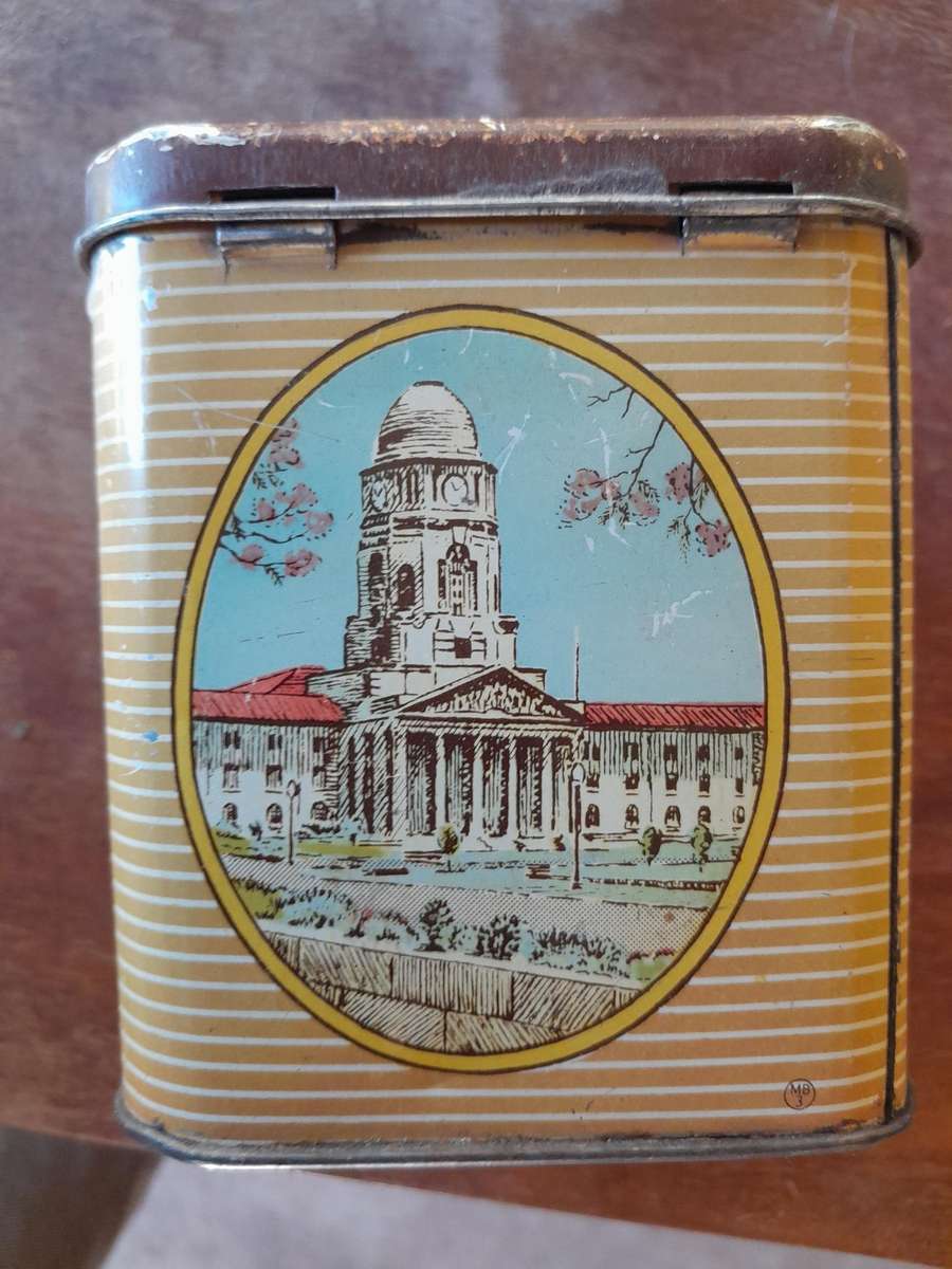 VINTAGE PRETORIA CENTENARY 1855-1955 EEUFEES COMMEMORATIVE TEA/COFFEE TIN (VOORTREKKER MONUMENT)