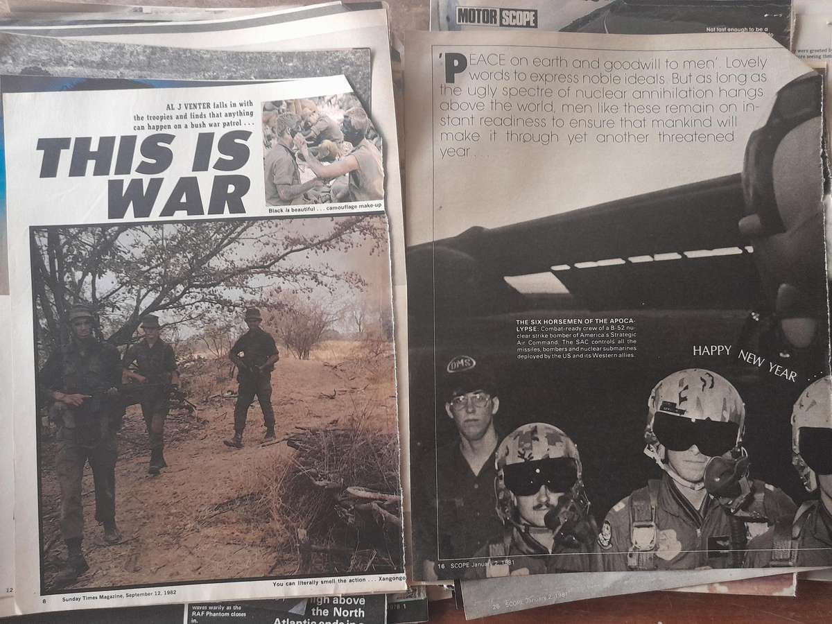 Groot versameling van DIE TRANSVALER en ander politieke nuus uitknipsels en Artikels, Bosoorlog ens.