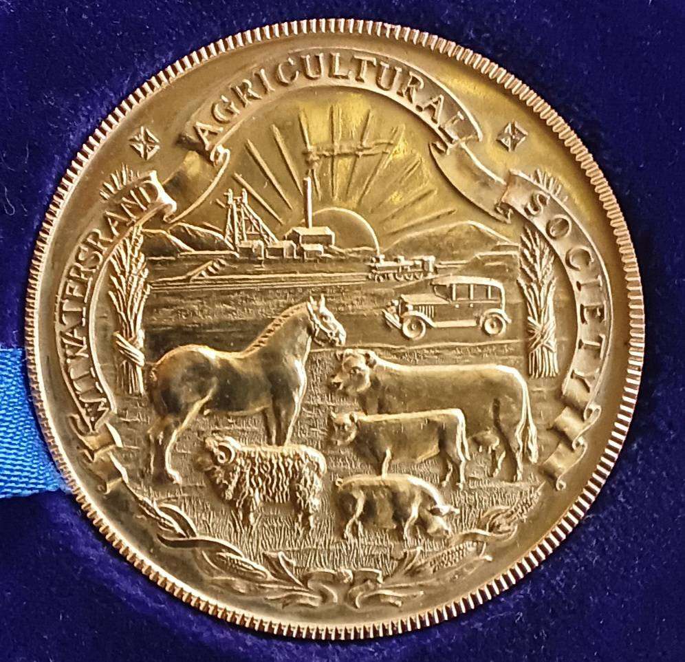 9 Carat GOLD MEDAL WITWATERSRAND AGRICULTURAL SOCIETY 1948,  28 Grams
