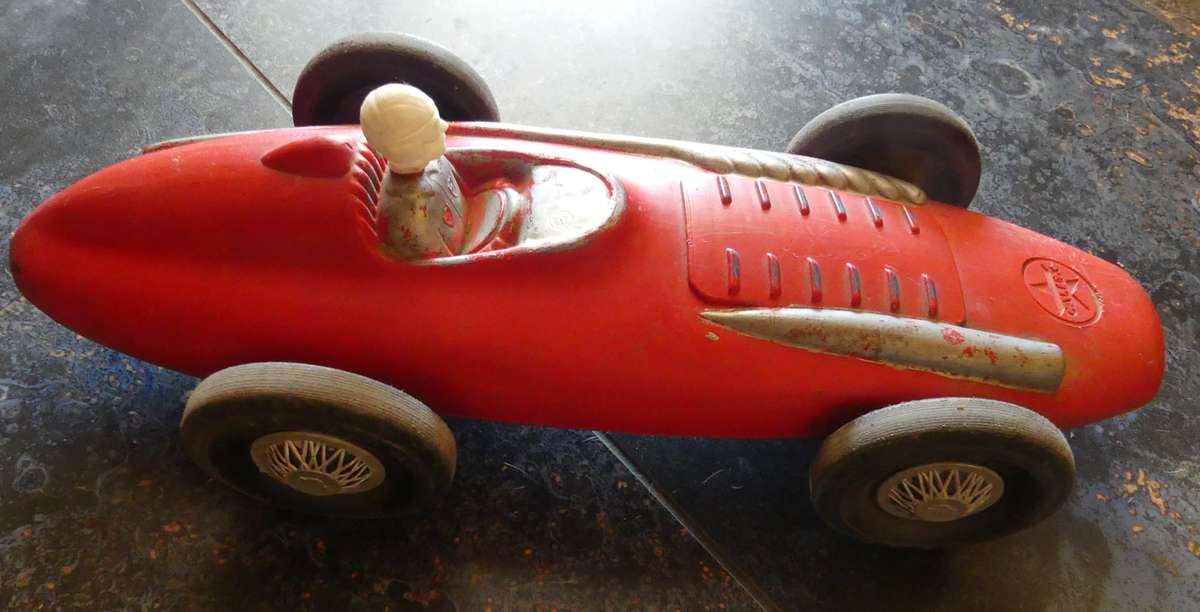 1Vintage RARE: 1960's XL plastic Red Racer Car Toy with Driver (Branded CALTEX) RARE collectable.