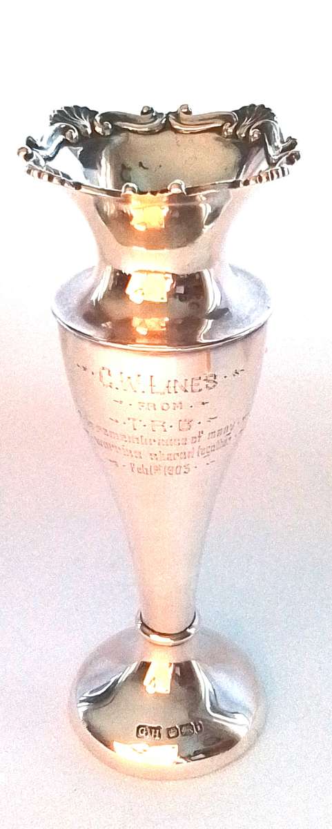 Sheffield   1901   Footed  vase