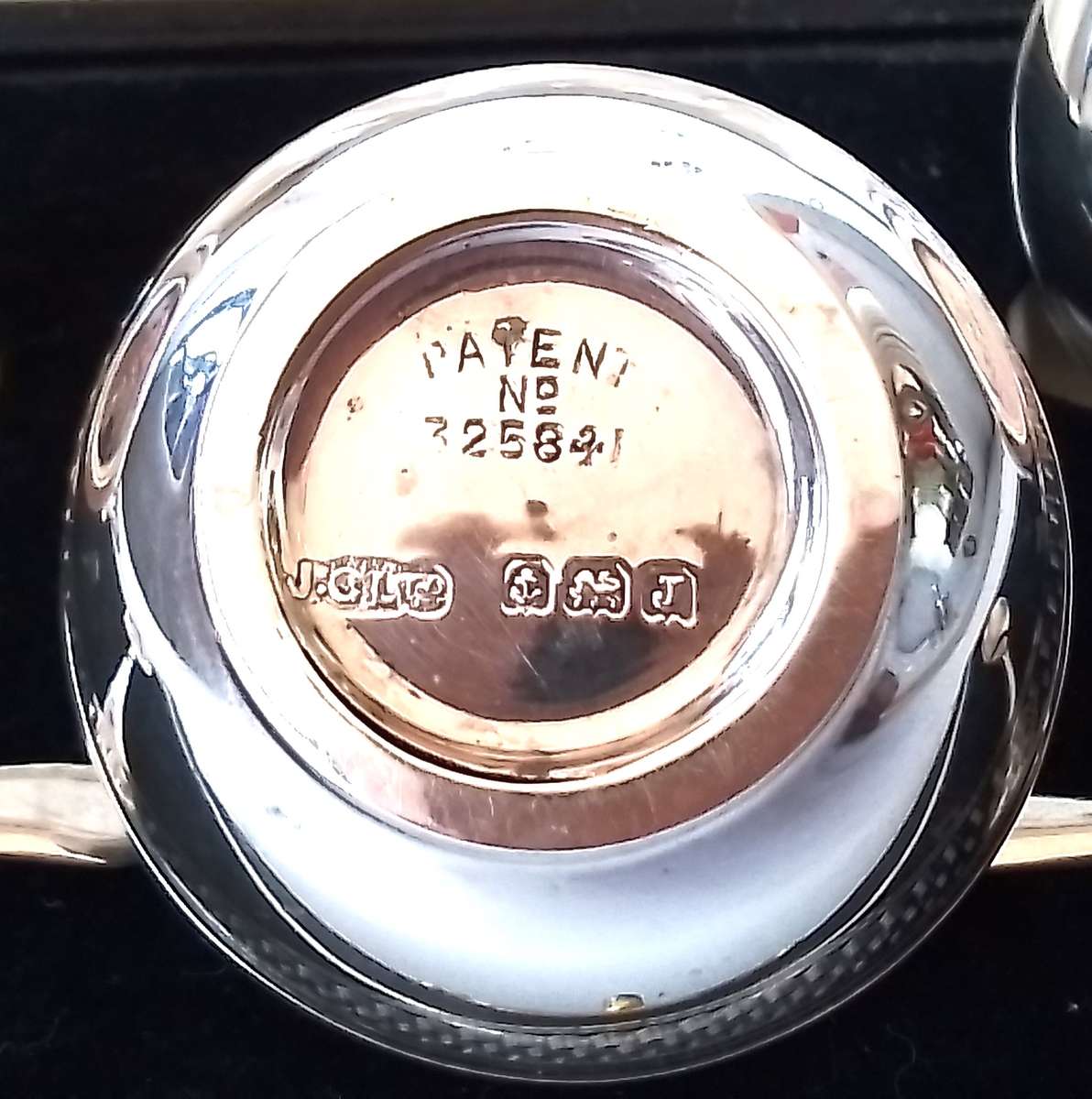 Birmingham  1933   -   Cased  5pc  Cruet  Set