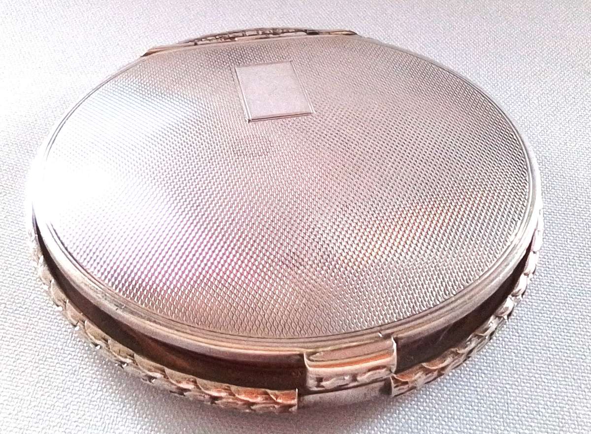 Birmingham  1949  -  Silver Powder Compact