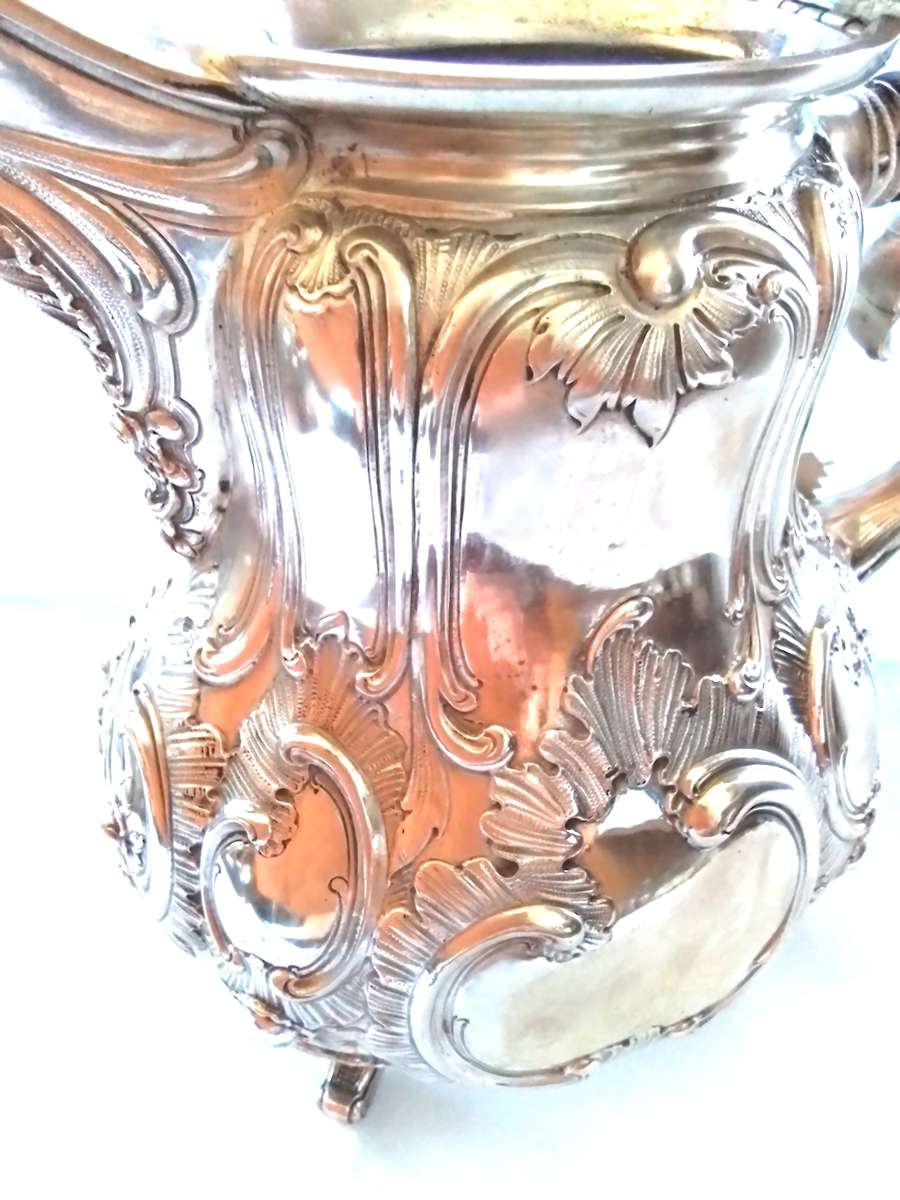 Silver `800`  Relief Coffee Pot