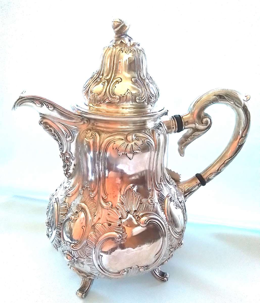 Silver `800`  Relief Coffee Pot