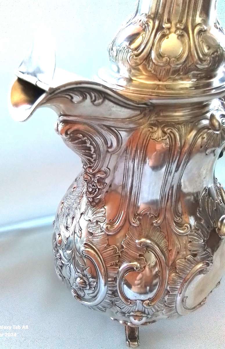 Silver `800`  Relief Coffee Pot