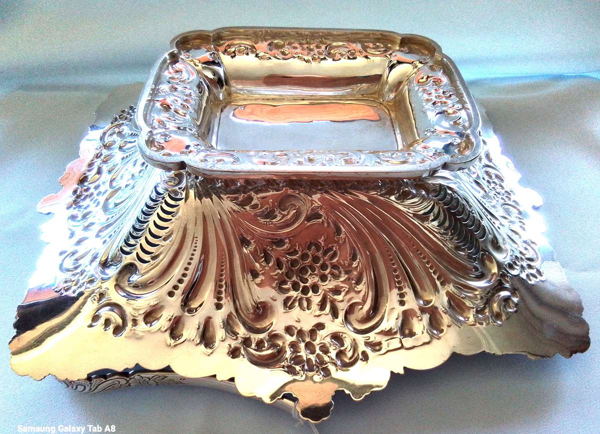 Sheffield    1897     -     Relief  Basket