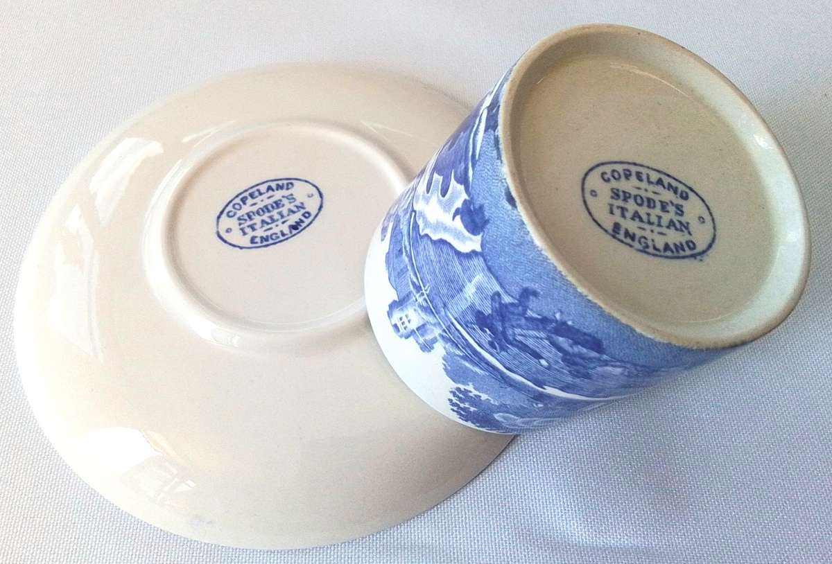 Copeland Spodes   'Italian'  Coffee  Cup / Saucer