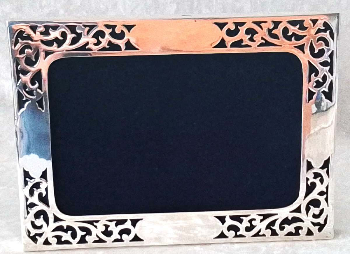 Silver  '900'  ARABIC  Photo  Frame