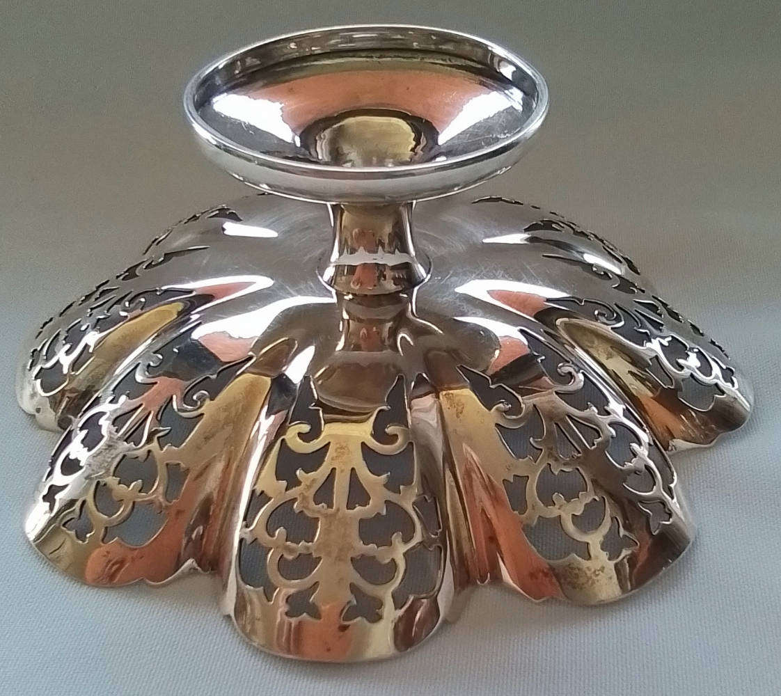 SHEFFIELD 1933  PIERCED FOOTED BOWL