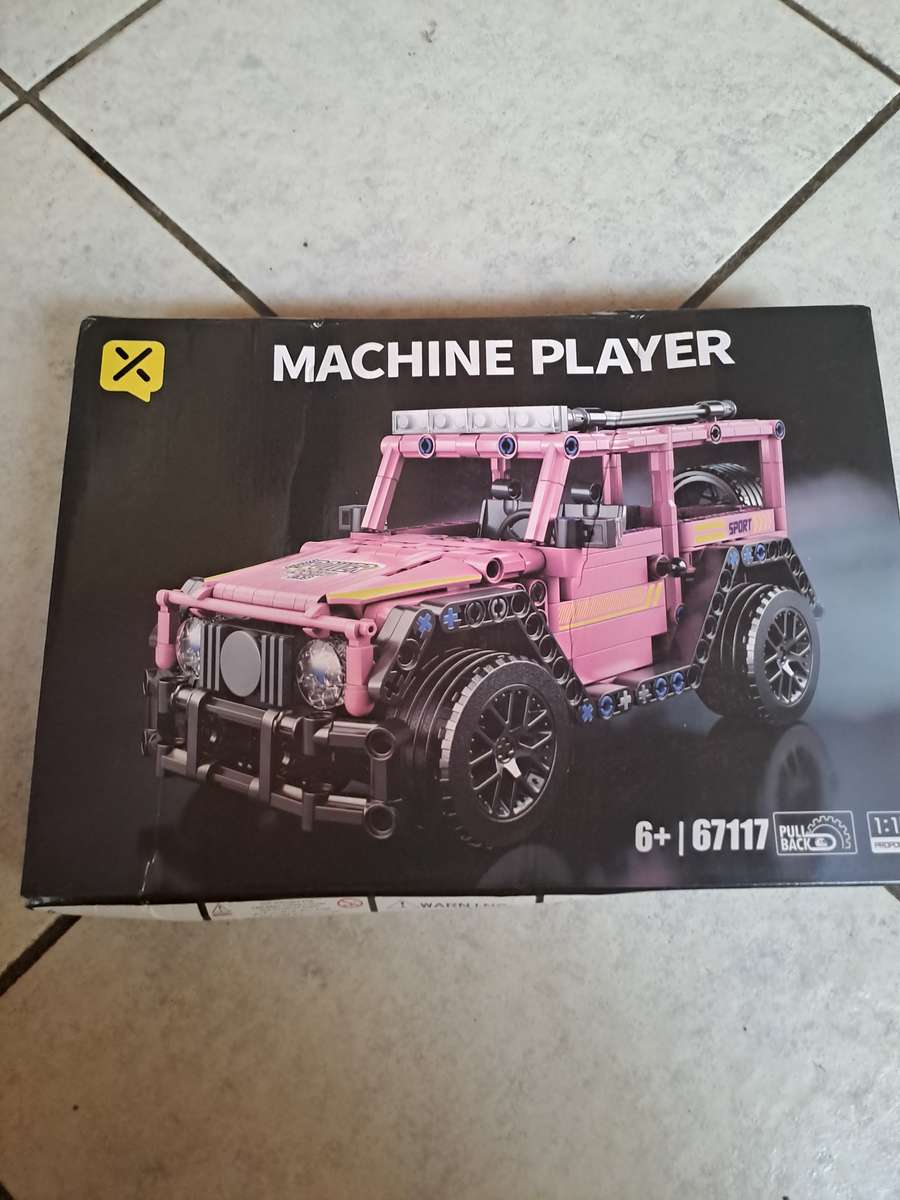 Building Blocks Pink Jeep 1:18