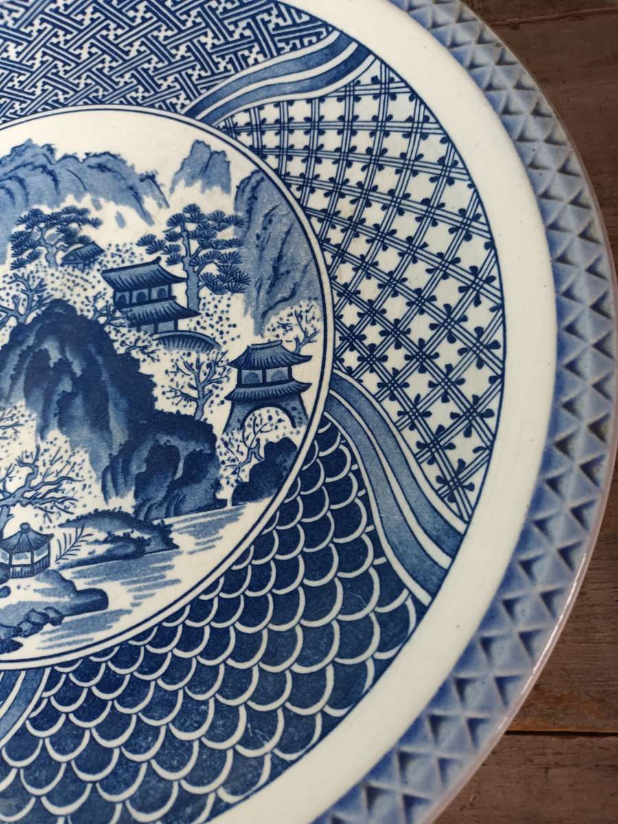 Large Yamaguchi Imperial Imari Blue and white Plate