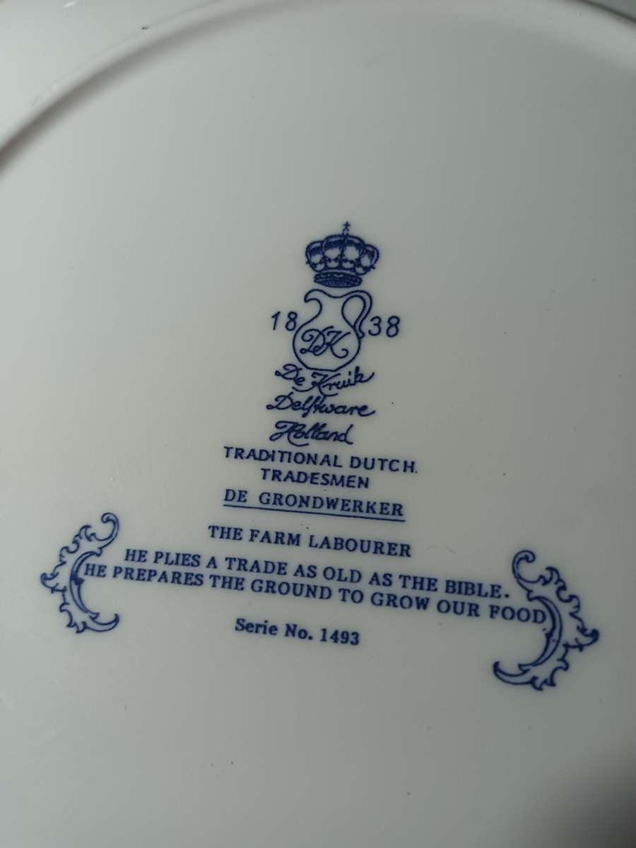Delftware 'De Grondwerker' Series No 1493 Plate