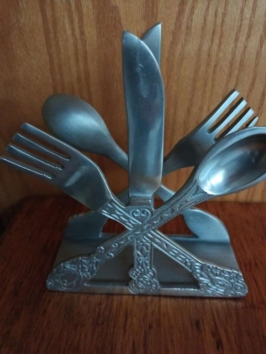 Chrome Cutlery Design Serviette Holder