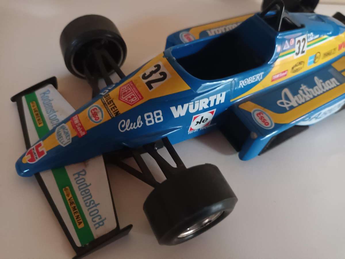 Burago Formula One Racing Car Scale 1:24