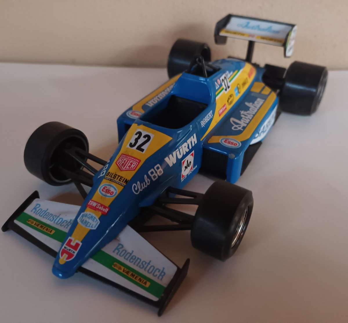 Burago Formula One Racing Car Scale 1:24