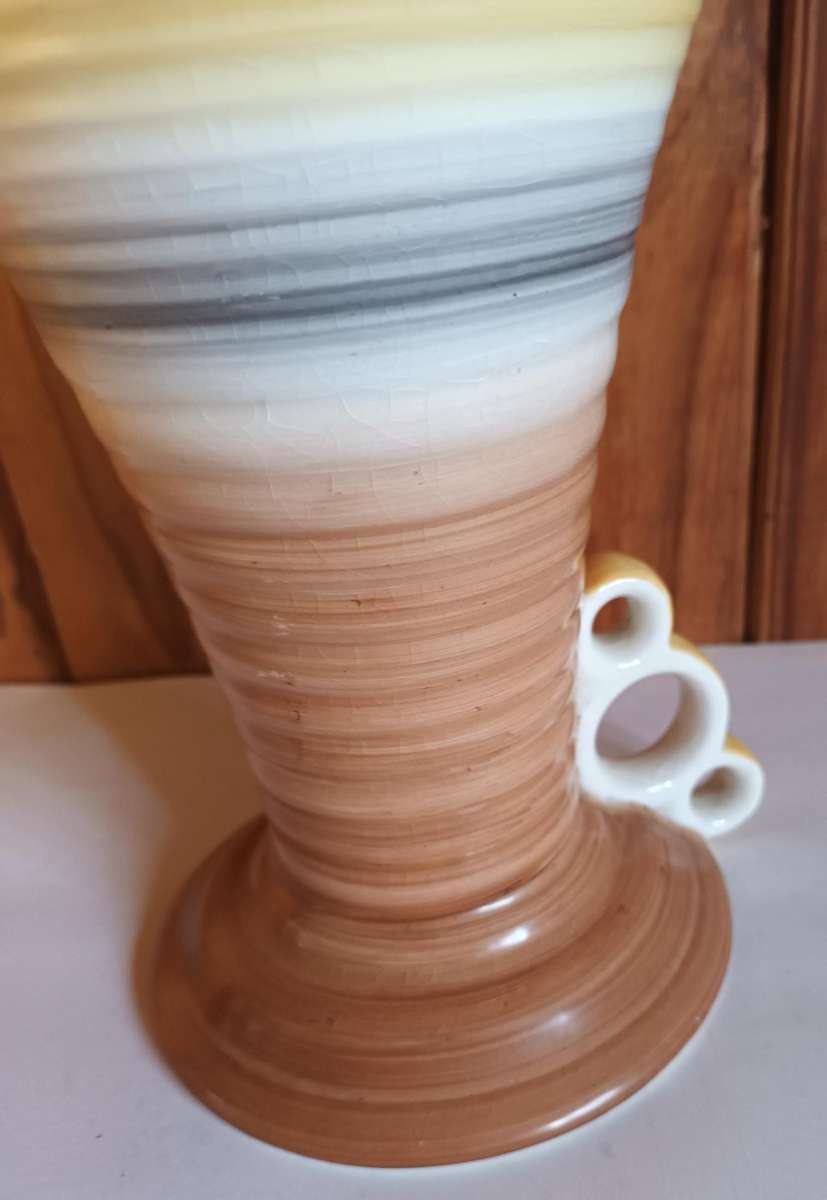 Rare Wedgwood Vase with Upper and Lower Handles