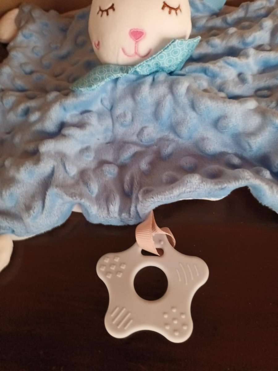 Small Blanket with Bunny for Baby