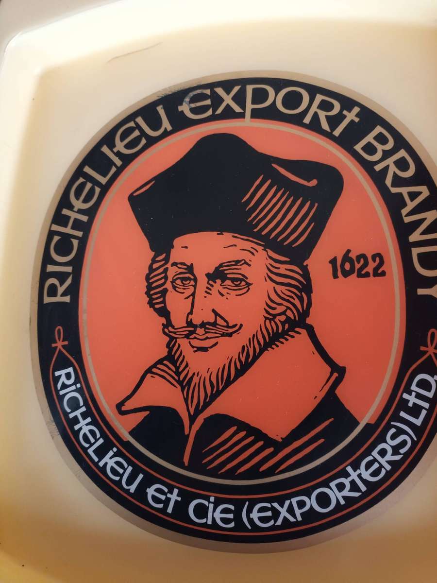 Vintage Richelieu Hard Plastic Tray