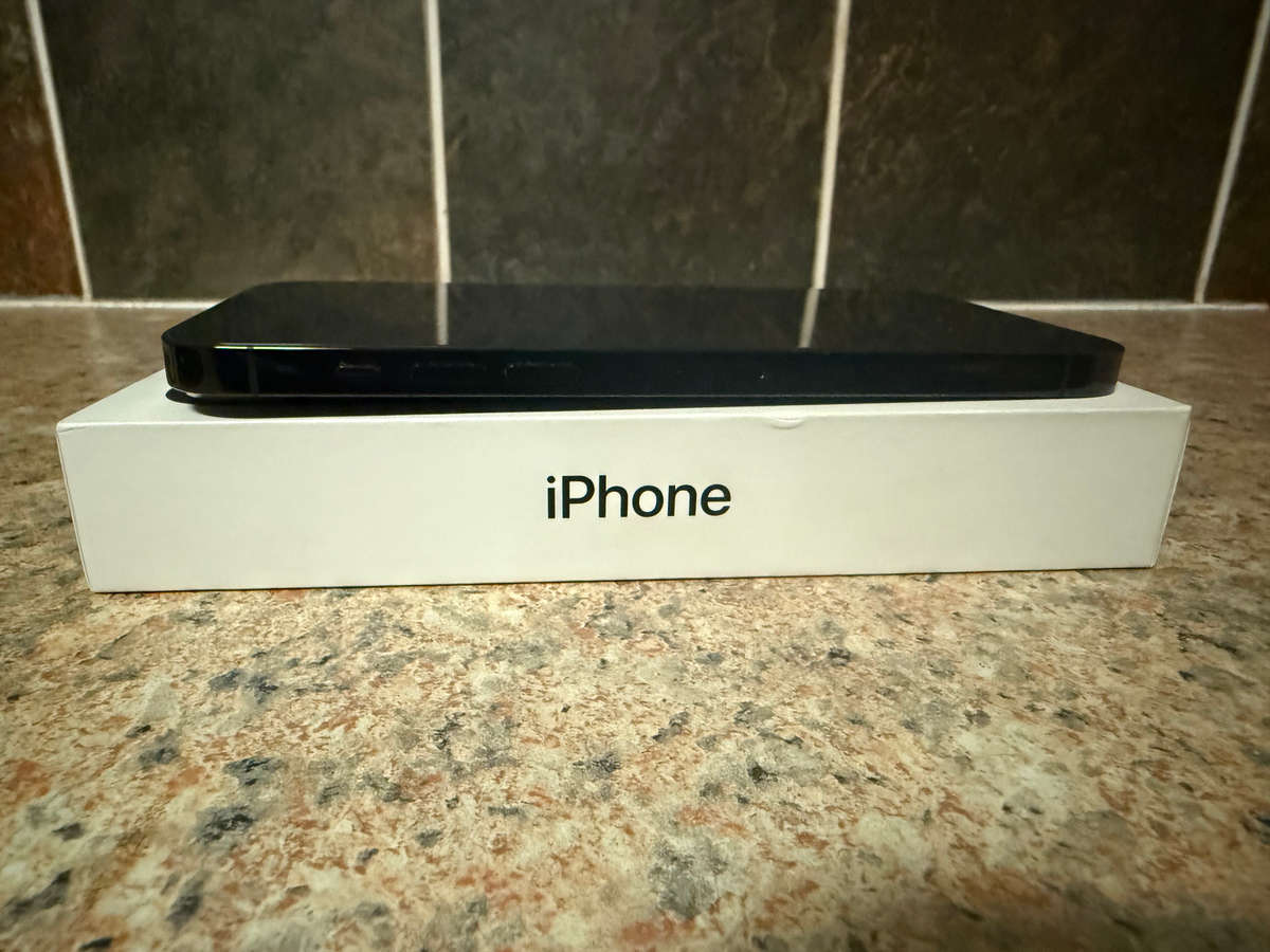 Apple iPhone 14 Pro Max, Space Black, 256GB