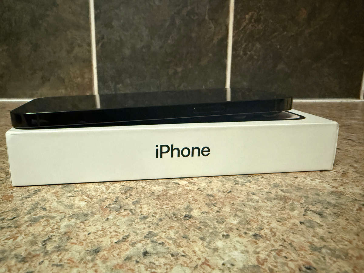 Apple iPhone 14 Pro Max, Space Black, 256GB