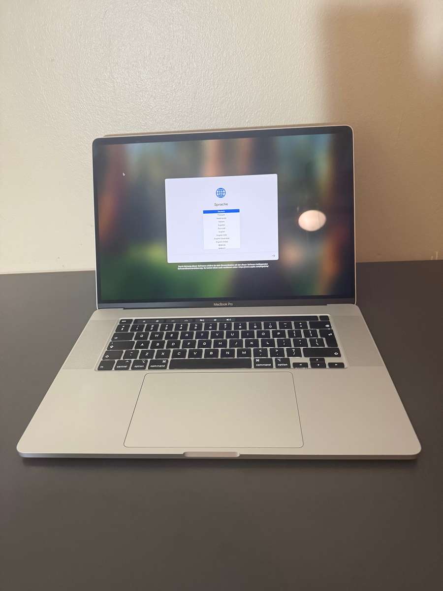 2019 Macbook Pro 16", i7, 16GB RAM, 512GB SSD (Touchbar/Touch ID)