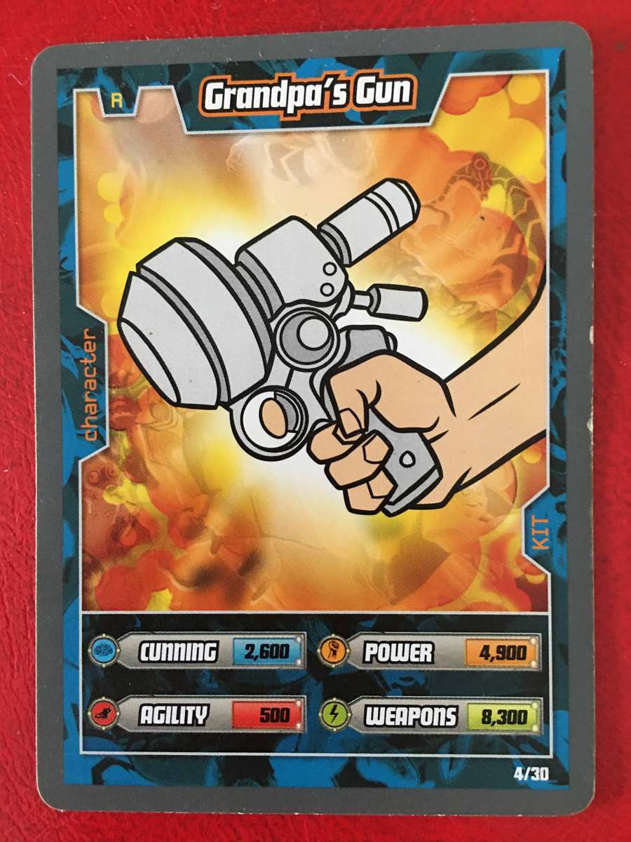 BEN 10 TRADING CARD 2009 - GRANDPA'S GUN