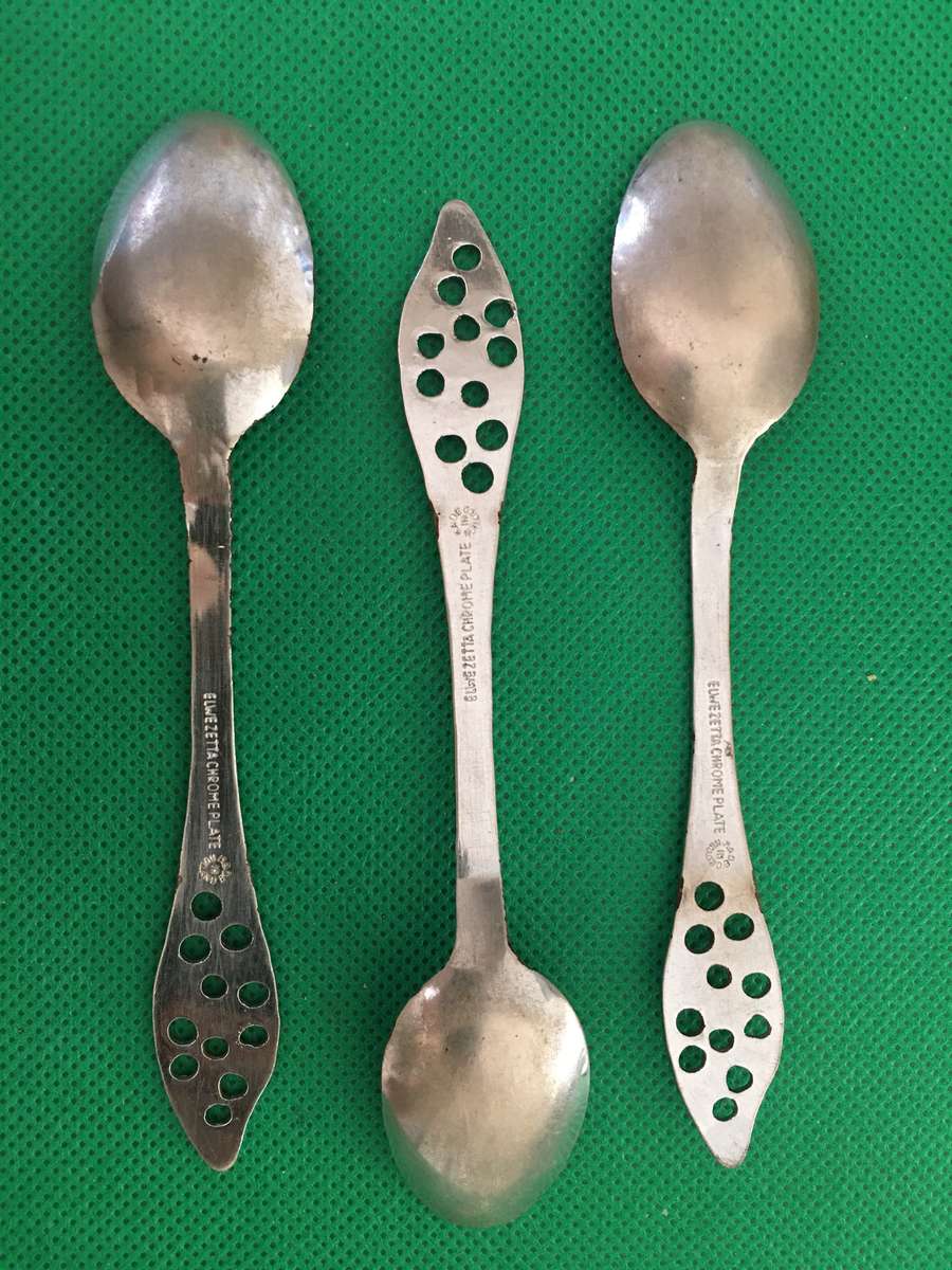 VINTAGE CHROME PLATED TEASPOONS - ELWEZETTA CHROME  PLATED MADE IN HOLLAND X 3