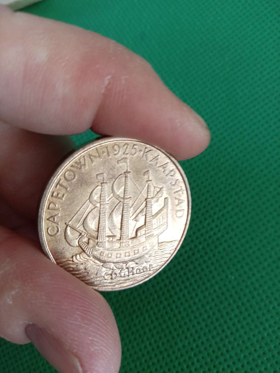 LOVELY COIN / MEDALION VISIT PRINCE EDWARD TO SOUTH AFRCA - 1925 - IN ORIGINAL BOX