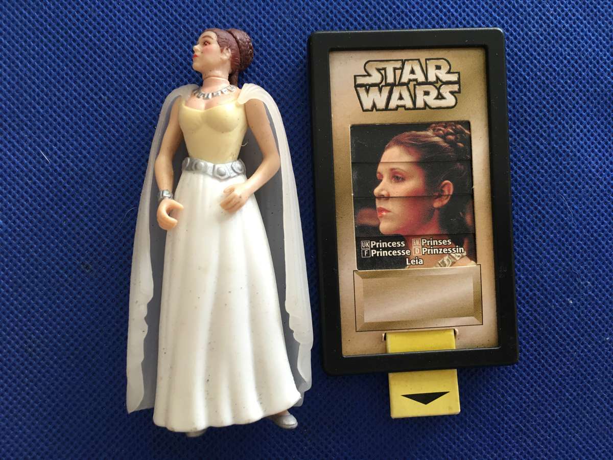 LOVELY  VINTAGE - 2 STAR WARS FIGURES - PRINCESS LEIA & AND QUEEN REINE - AMIDALA