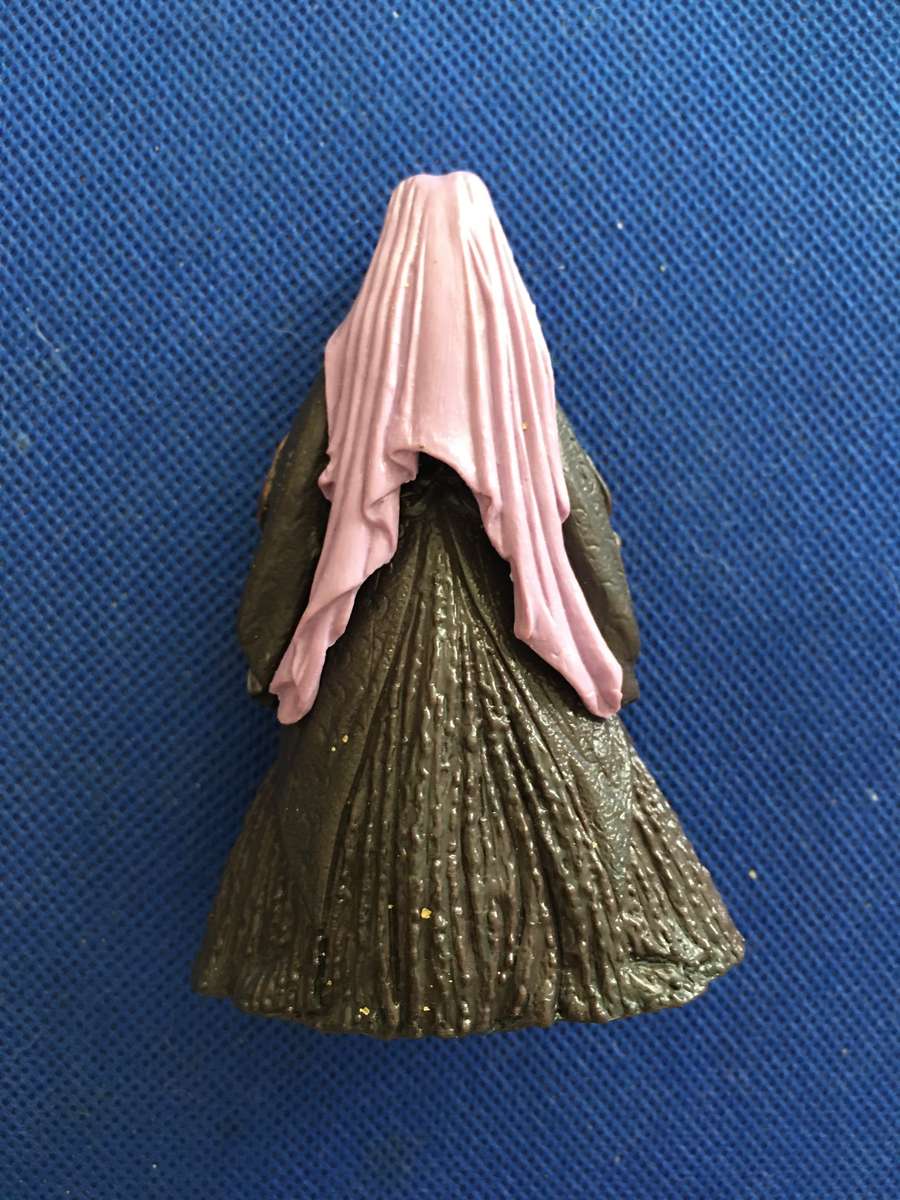 LOVELY  VINTAGE - 2 STAR WARS FIGURES - PRINCESS LEIA & AND QUEEN REINE - AMIDALA