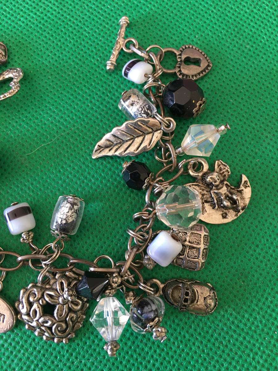 LOVELY VINTAGE BRACELET WITH CHARMS AND STONES