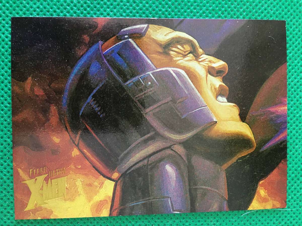 SKYBOX / FLEER - LIMITED EDITION - HOLO FLASH  - PROFESSOR X